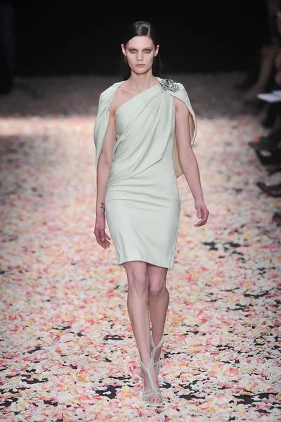 Look 20